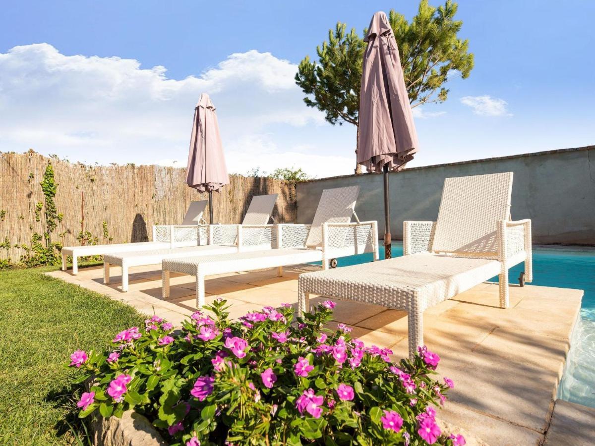 Lively Holiday Home In Fraga With Private Pool Ngoại thất bức ảnh